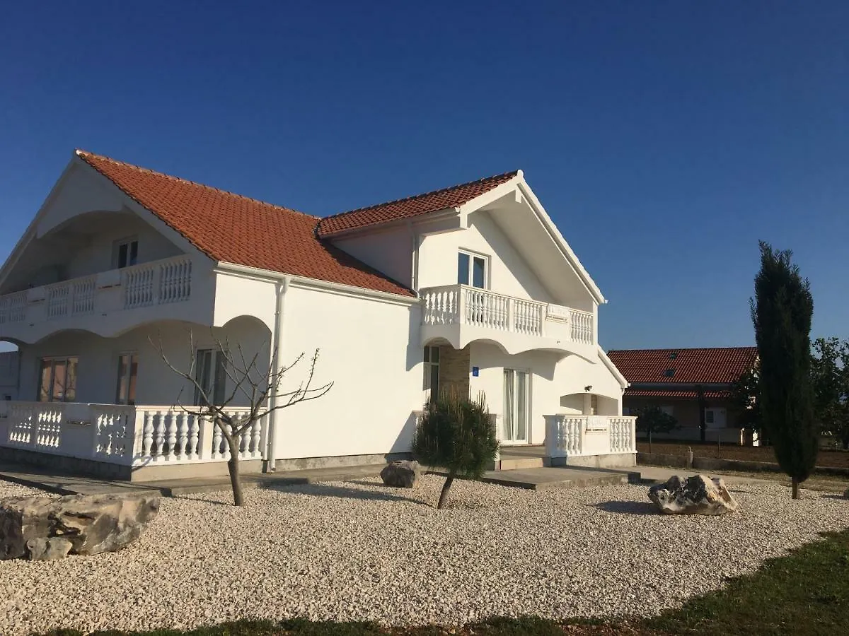 Villa Zerava Nin Dracevac Ninski 0*,  Croatia